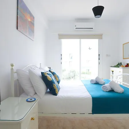 Apartment Stylish Holiday - Large Pool - Close To Beach *