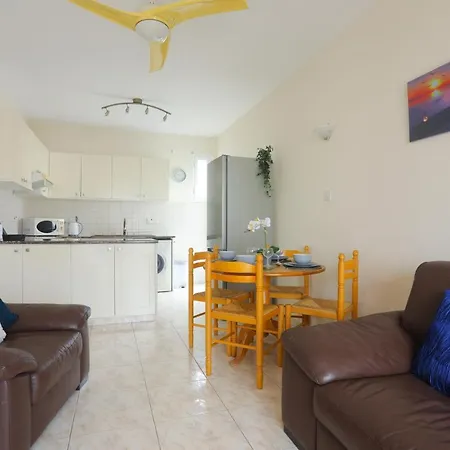 Stylish Holiday - Large Pool - Close To Beach * Пафос
